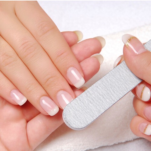 ESSENCE SPA AND NAILS - Dipping powder
